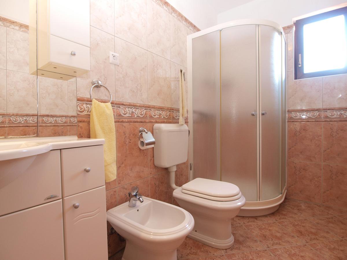Apartments Mirjana 1655 Kanfanar Kültér fotó